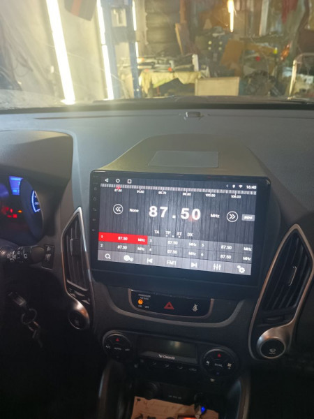 Установка Android магнитолы и камеры заднего вида на Hyundai ix35